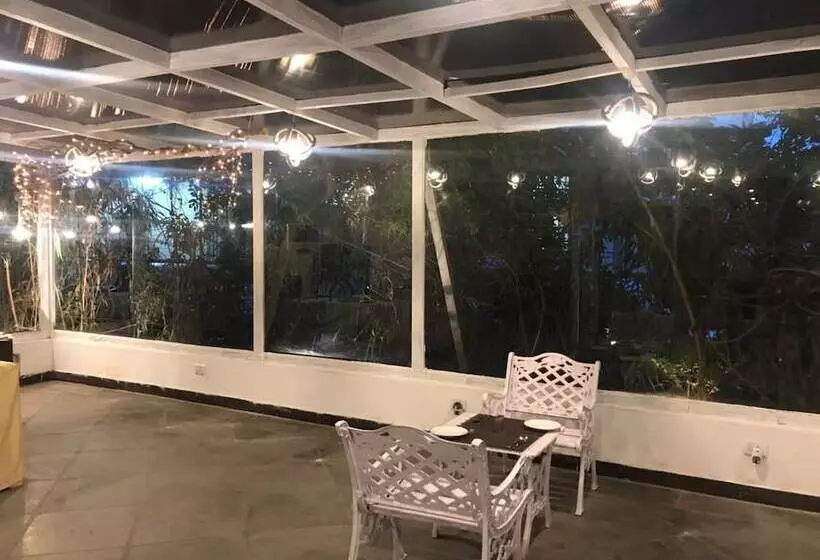 هتل Jukaso Inn