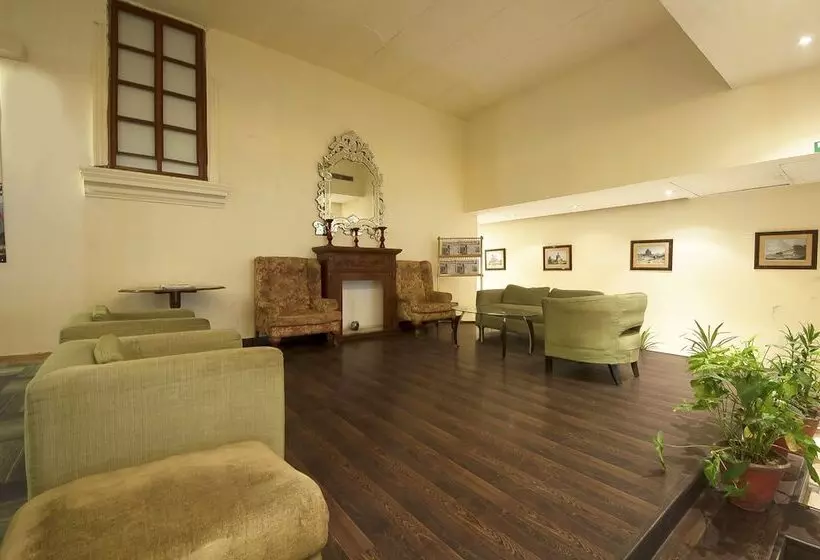 هتل Jukaso Inn