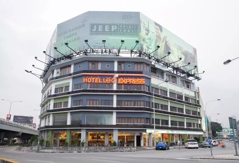 هتل Leo Express