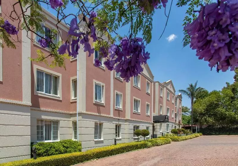 هتل Premiere Classe Apartment