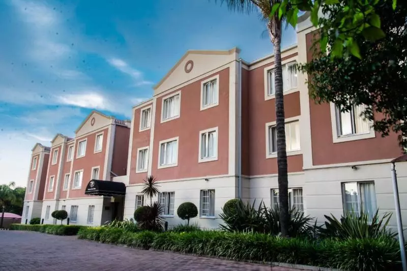 هتل Premiere Classe Apartment