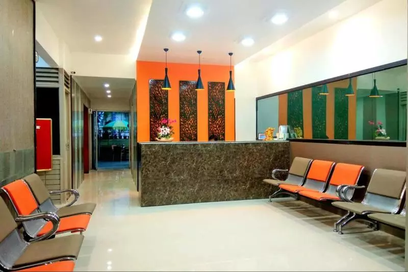 هتل Raviraj
