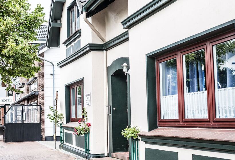 هتل Tum Stuurmann