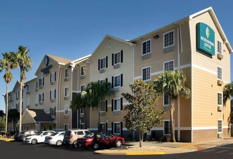 هتل Woodspring Suites Orlando North  Maitland