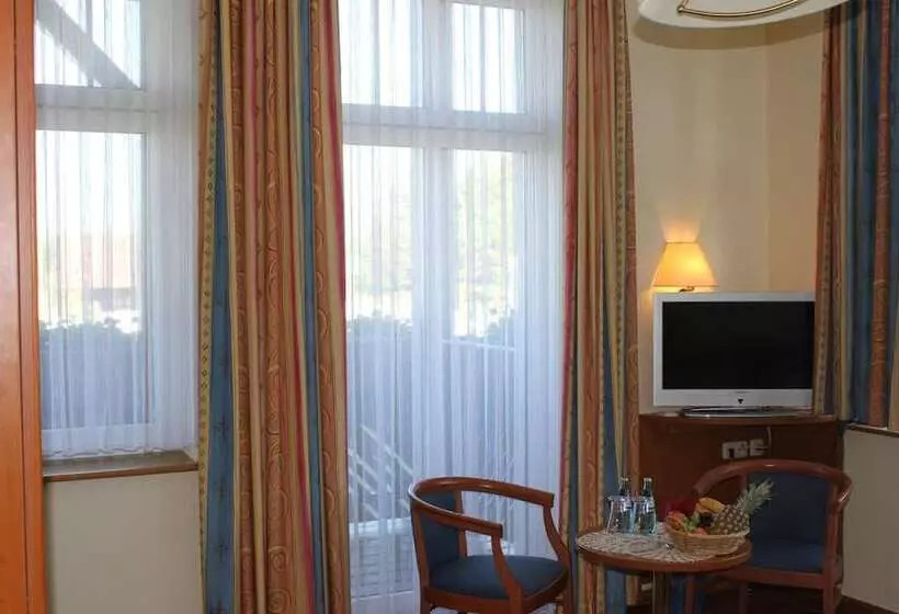 Hotelli Zum Alten Ponyhof