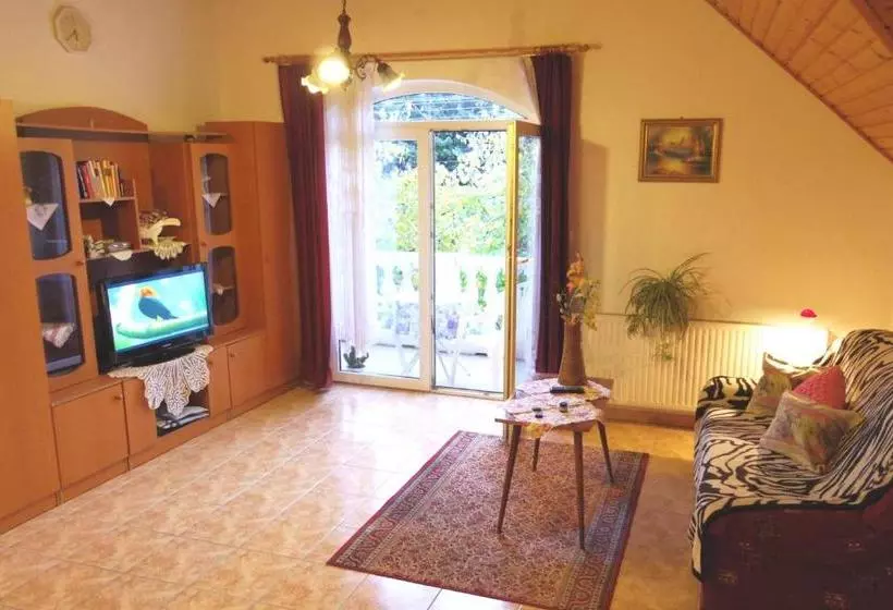 Joker Villa Apartmanhaus