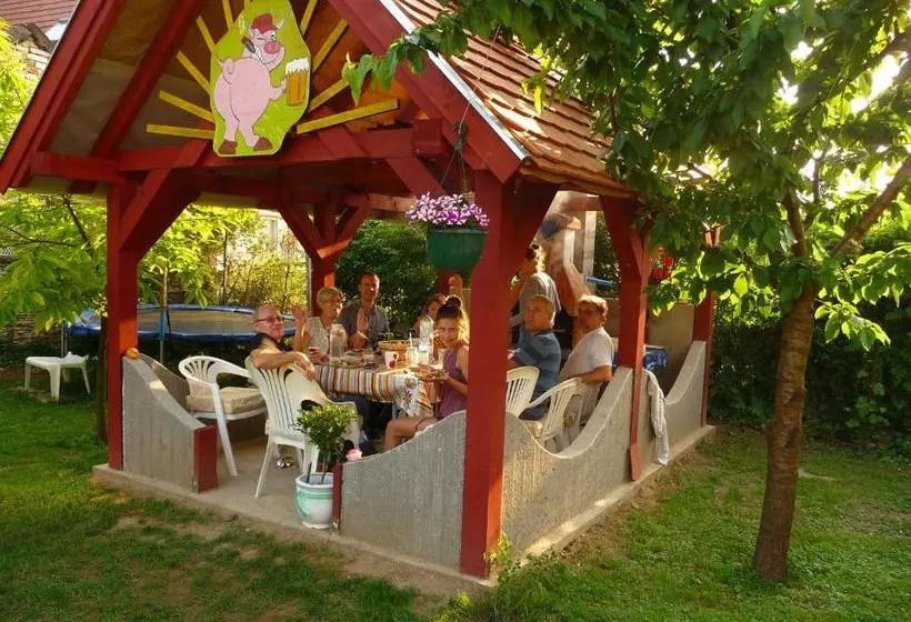 Joker Villa Apartmanhaus