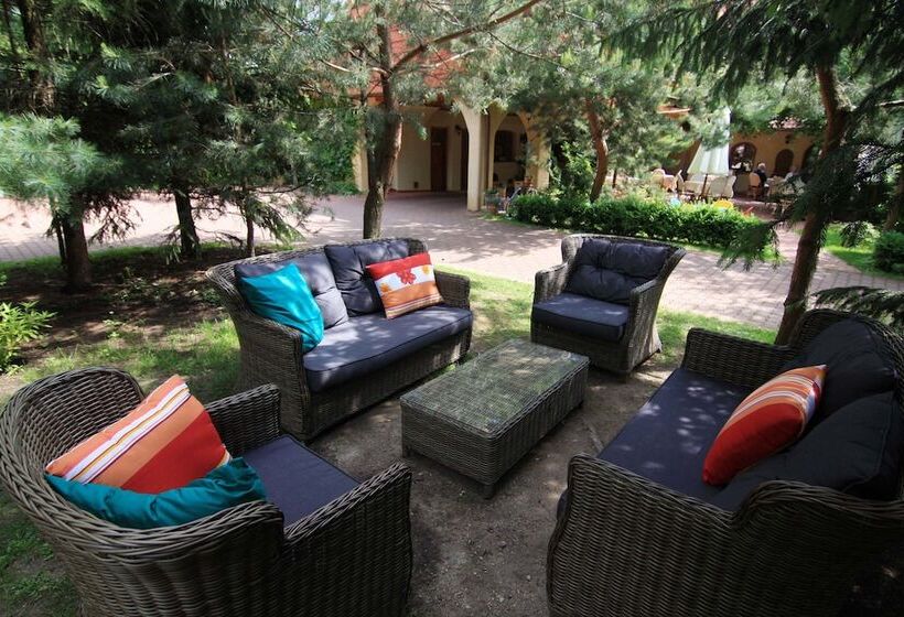 پانسیون Frýdl