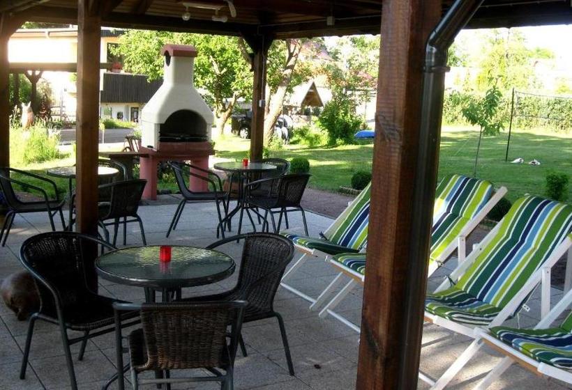 Pension Wiesenhof B&b