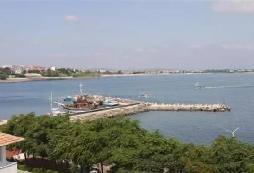 Trinity Sea Residence Nessebar