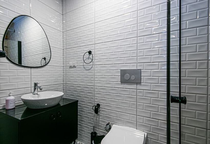 تختخواب و صبحانه Noa S Boutique