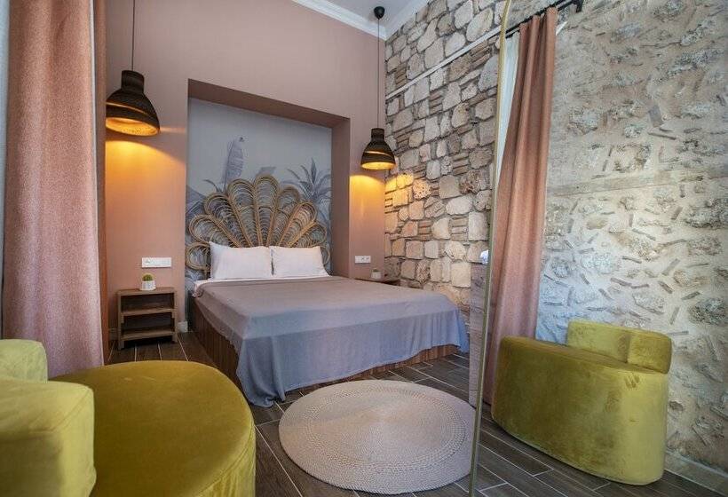 تختخواب و صبحانه Noa S Boutique