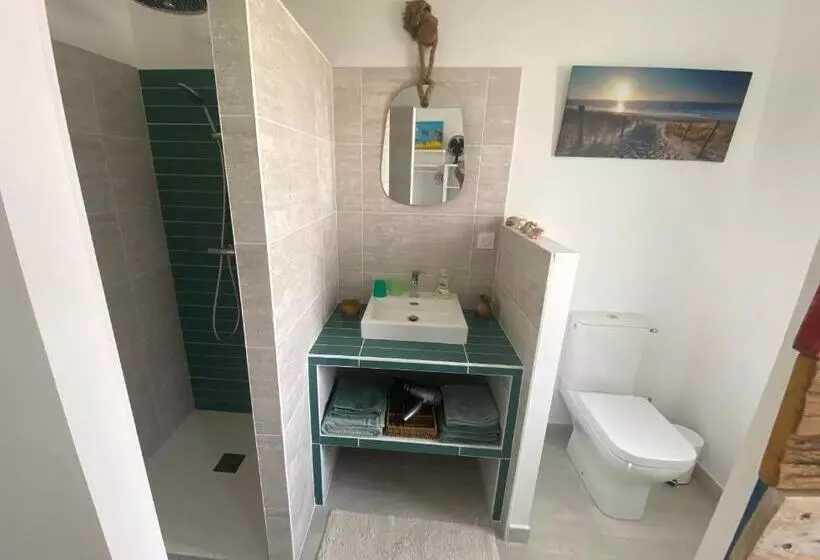 تختخواب و صبحانه La Chambre De Séraphine