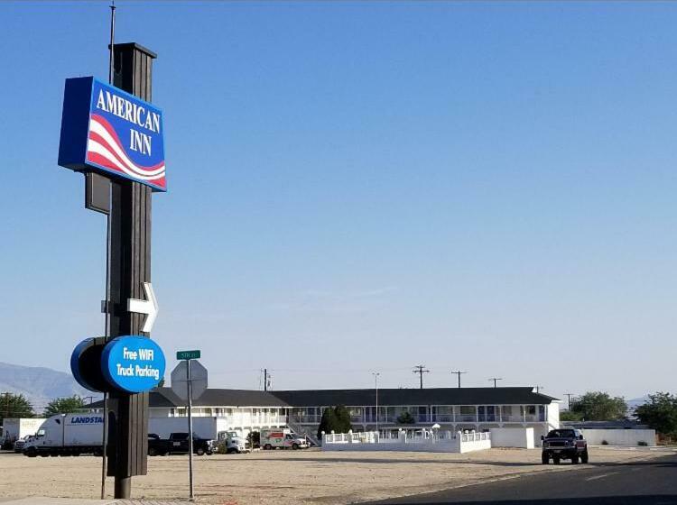 Отель American Inn