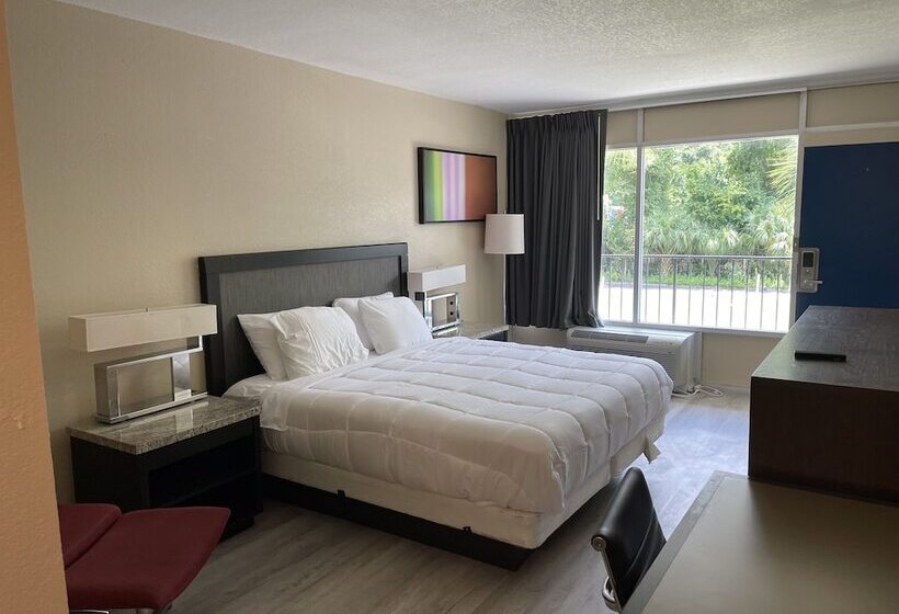 فندق Econo Lodge