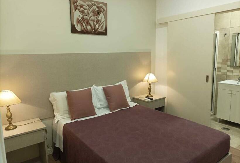 هتل Hospedaria Londres