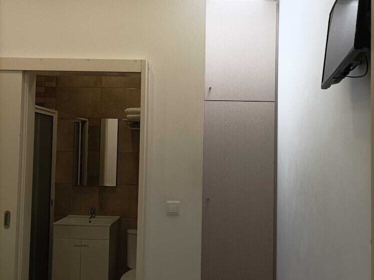 هتل Hospedaria Londres