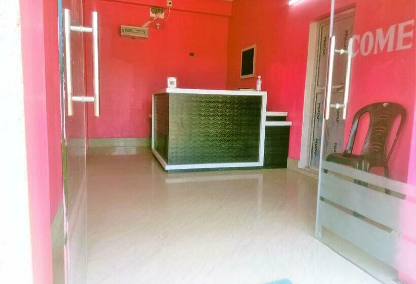 Hotel Monika Beach Resort