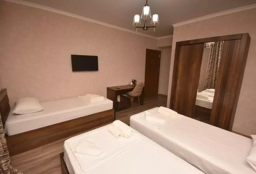 هتل & Restaurant Sokhumi