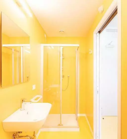 Nomad Hostel