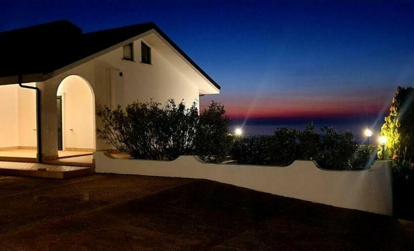 مبيت وإفطار Villa Kirù