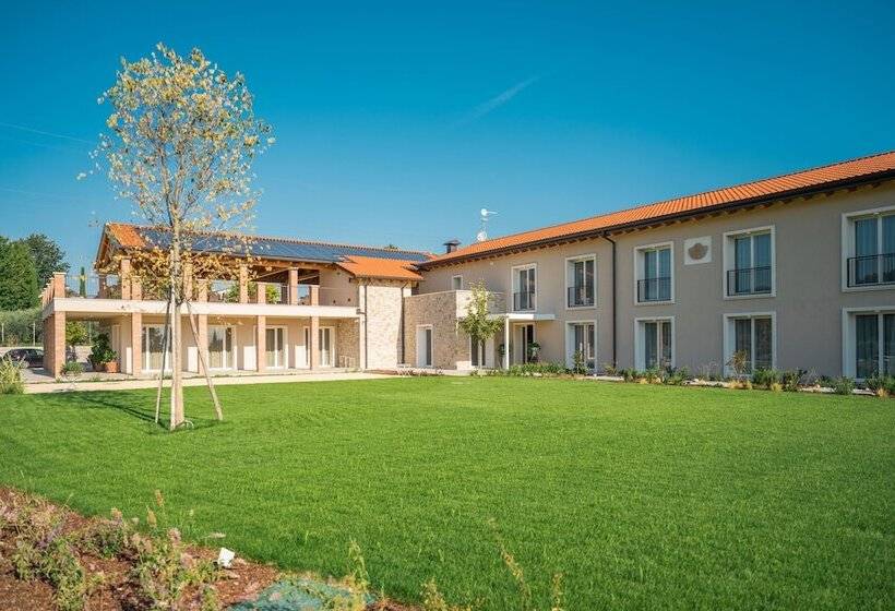 ホテル Agriturismo Maria Vittoria