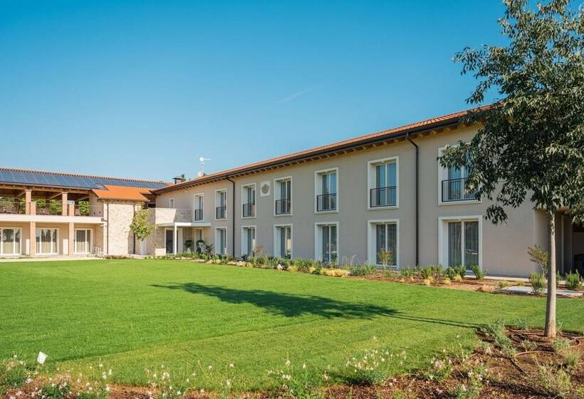 ホテル Agriturismo Maria Vittoria