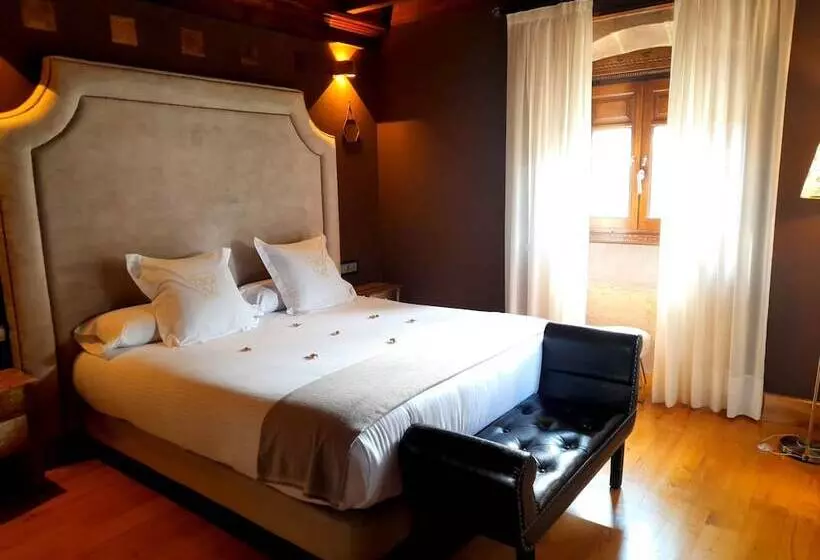 Hotelli Casona De La Pinta