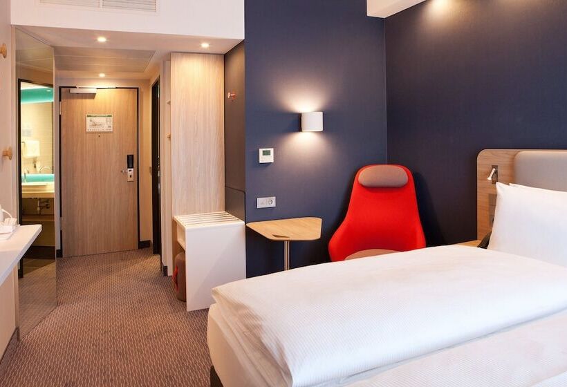 فندق Holiday Inn Express Dusseldorf Airport