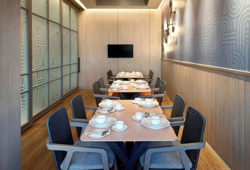 Hotel Ibis Styles Semarang Simpang Lima