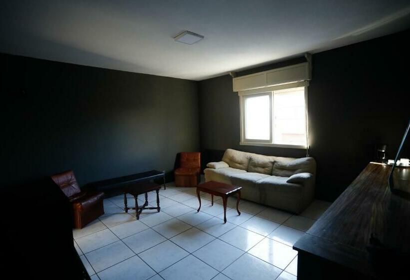 膳宿费 Pousada Guarida