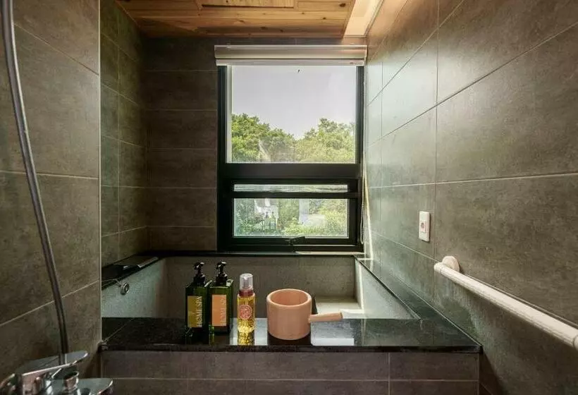 Yl Beauty Hotspring