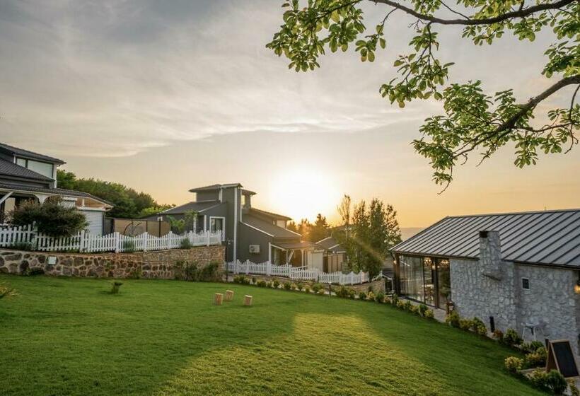 בית מלון כפרי Alya Kartepe Villa