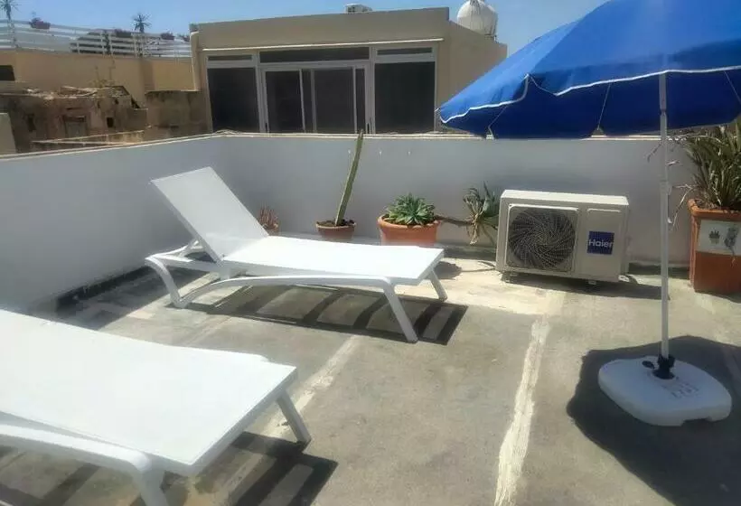 Charming 17th Cent House Of Character In The Famous 3 Cities, Right Next To Valletta