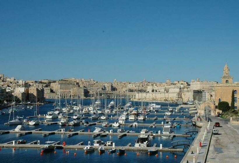 Charming 17th Cent House Of Character In The Famous 3 Cities, Right Next To Valletta