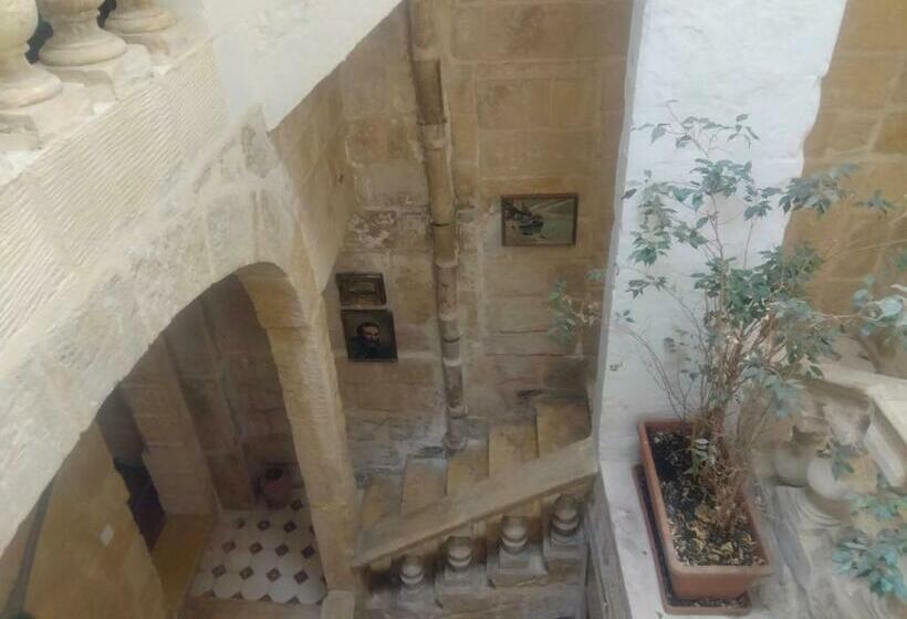Charming 17th Cent House Of Character In The Famous 3 Cities, Right Next To Valletta