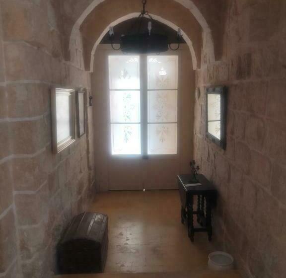 Charming 17th Cent House Of Character In The Famous 3 Cities, Right Next To Valletta