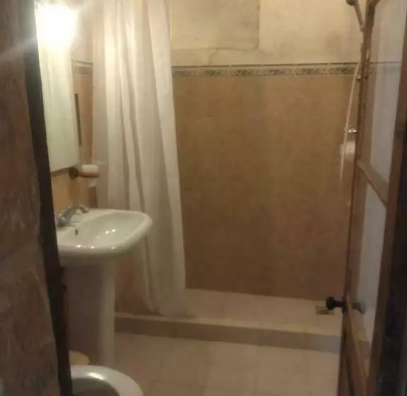 Charming 17th Cent House Of Character In The Famous 3 Cities, Right Next To Valletta