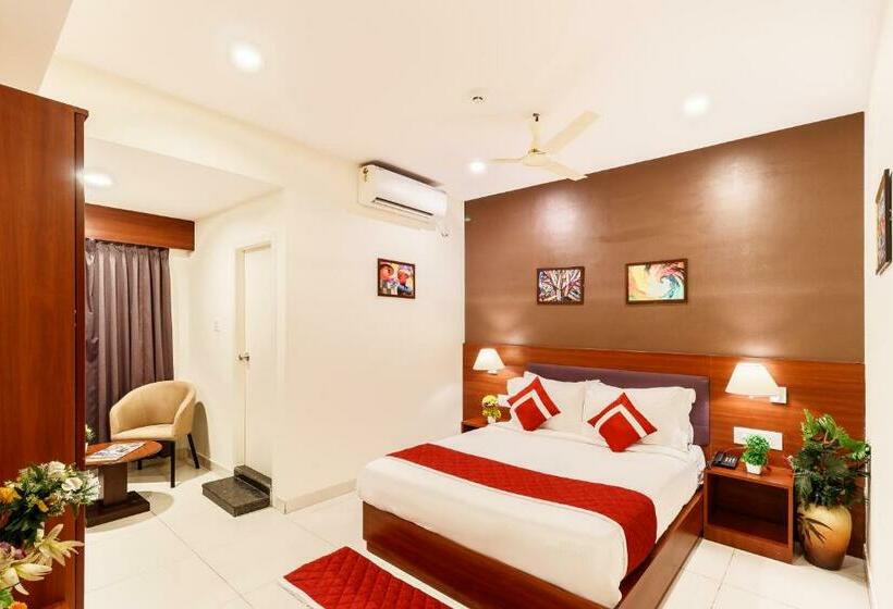 בית מלון כפרי Octave Classio Inn