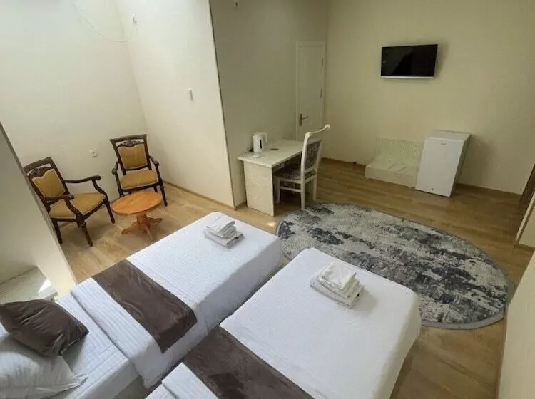 هتل Oasis Boutique