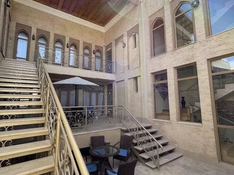 هتل Oasis Boutique