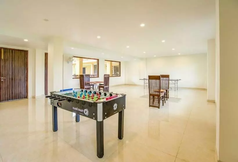 Hotelli Summit Jungle Resort