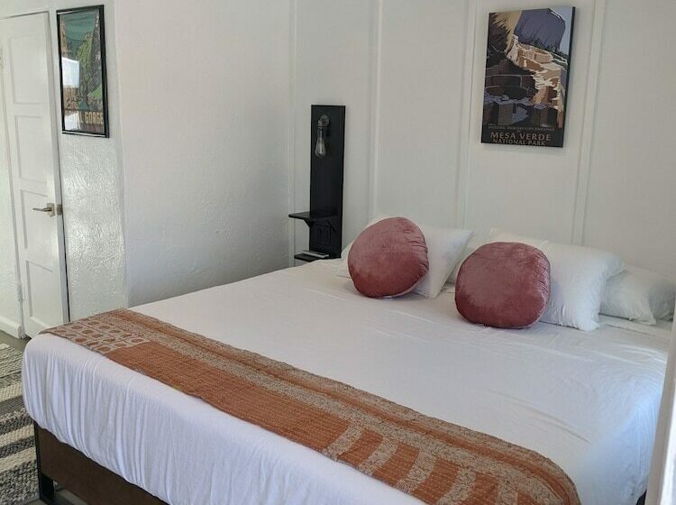 汽车旅馆 Little Canyon Inn