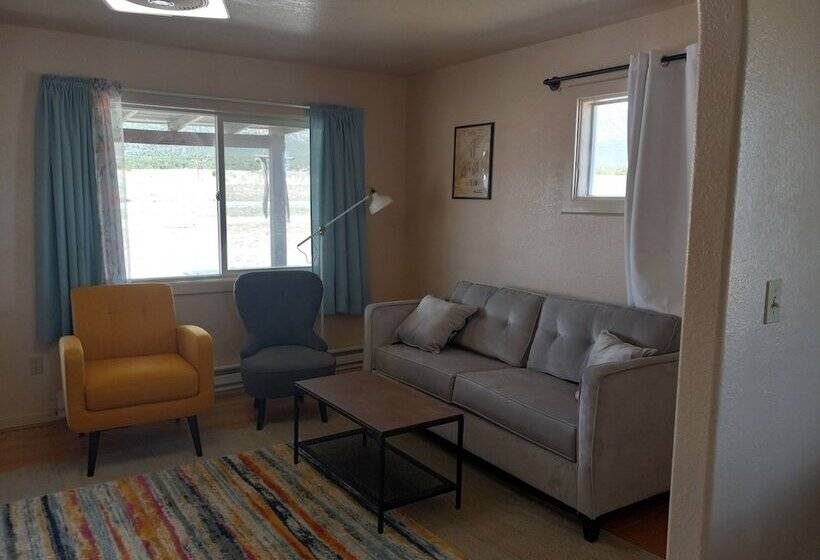 汽车旅馆 Little Canyon Inn