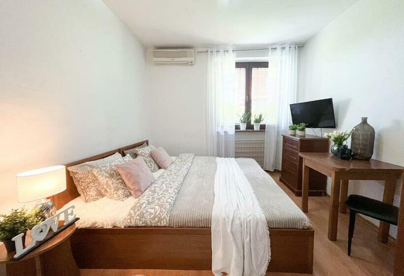 بنسيون Business Penzion La Pera