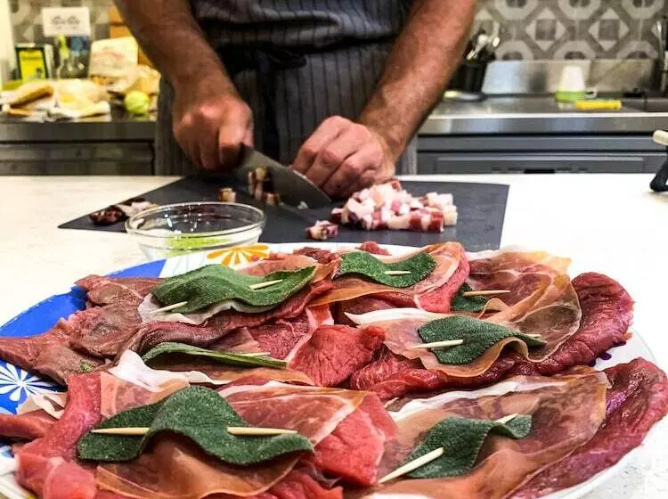 Majatalo Domo Achenza