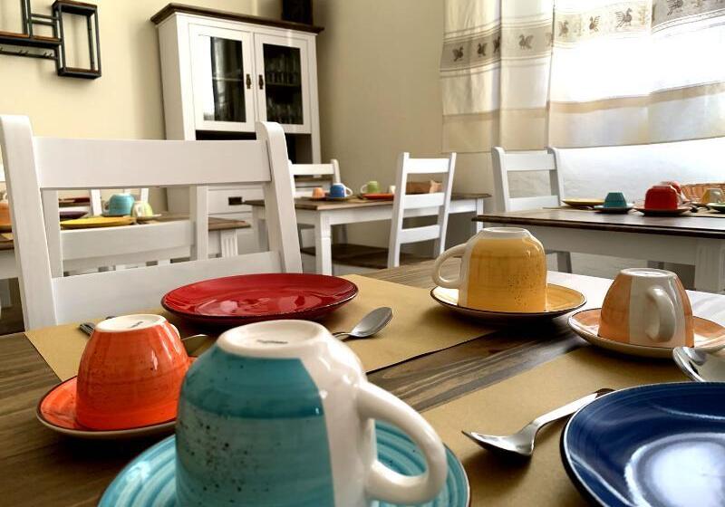 膳宿费 Domo Achenza