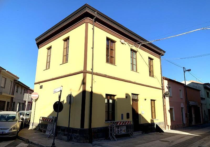 膳宿费 Domo Achenza