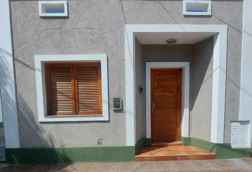 Casa/departamento Planta Baja Amoblado Para 4 Personas