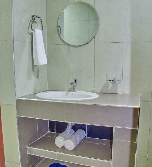 Golden Castle Hotel Hoima